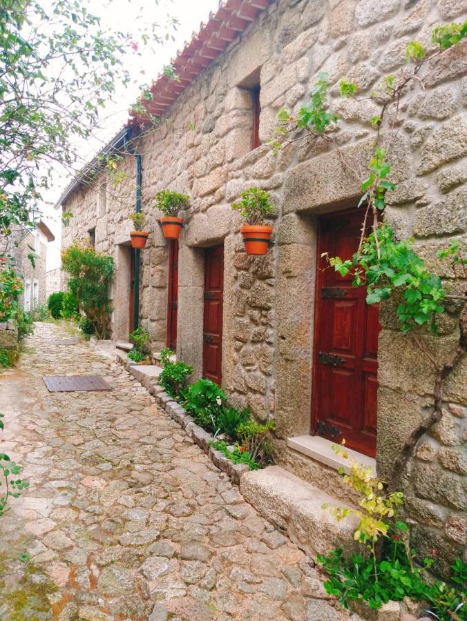 Casa Dos Sequeiras Villa Монсанту Екстериор снимка